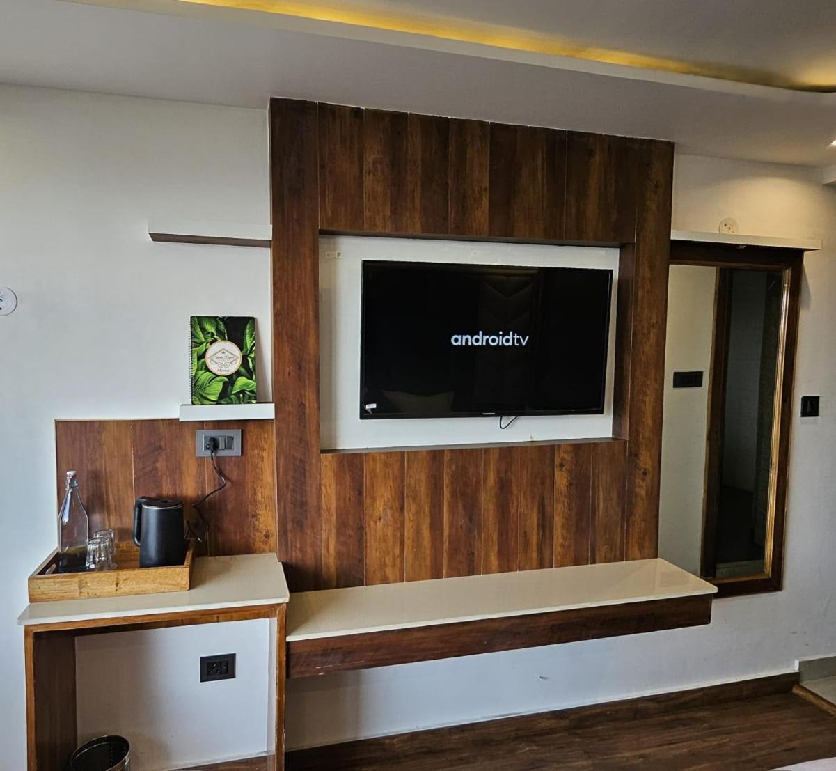 Mountain Zest- Simla Royale Near Mall Road Free Pickup From Railway Station Simla Εξωτερικό φωτογραφία